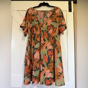 SHEIN Green and Orange Leaf Print Dress